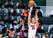 关于胡金秋刷新里程碑，纽约尼克斯半决赛力克拜仁慕尼黑，晋级概率达65％的信息