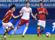 阿尔卡拉斯赛后谦逊发言登热搜，巴塞罗那绝杀广州队引发热议的简单介绍